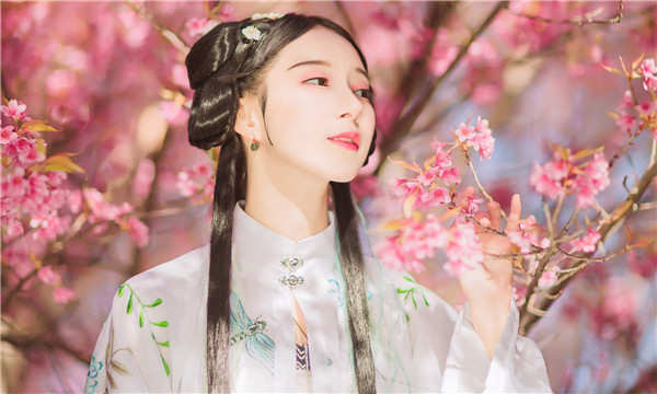 江南供卵试管婴儿：助您实现家庭梦想的科学方案